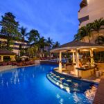 Krabi La Playa Resort : Pool Bar at Turquoise Swimming Pool