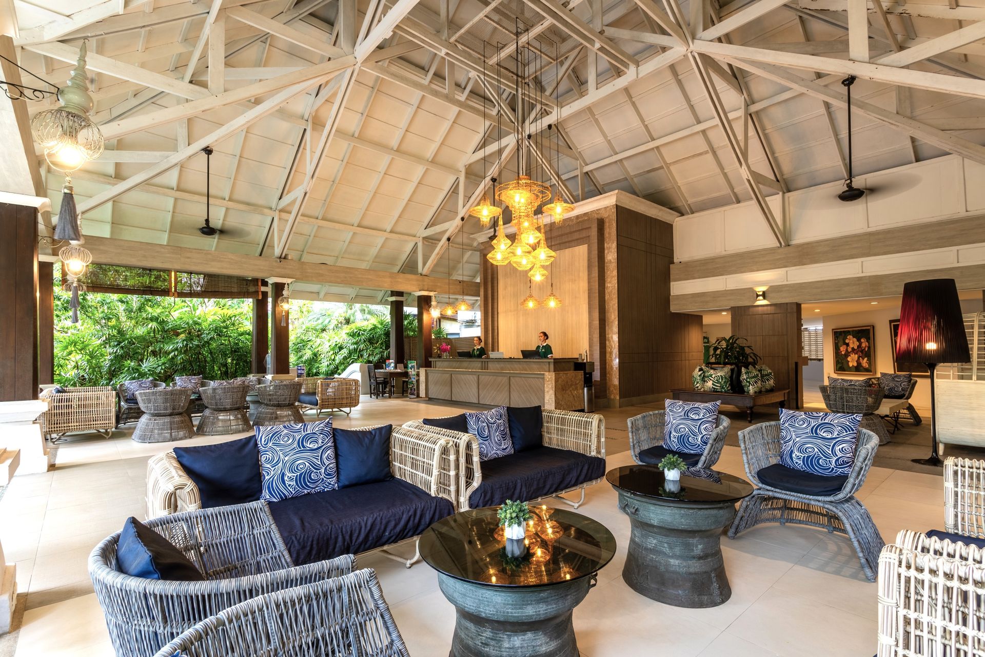 Lobby lounge seating
