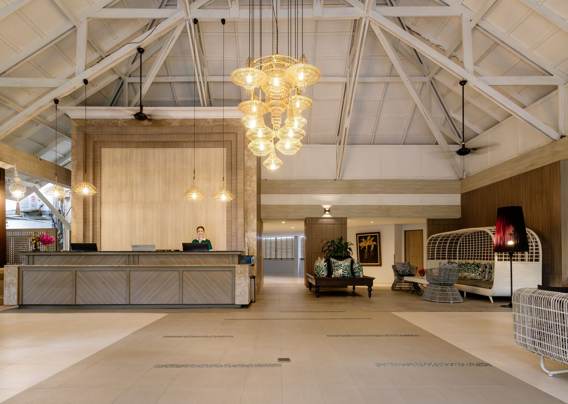 Open-sided lobby pavilion