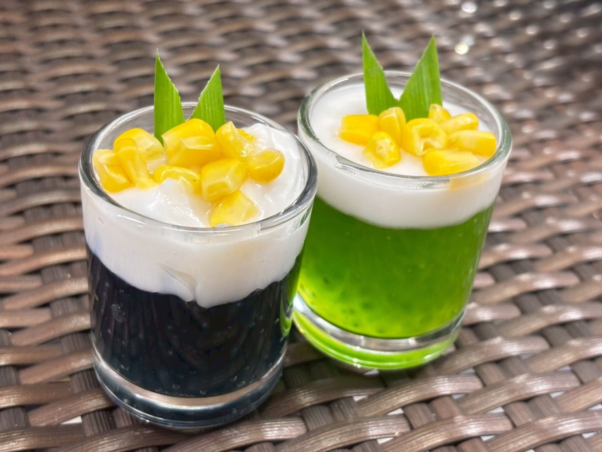 Dessert glasses