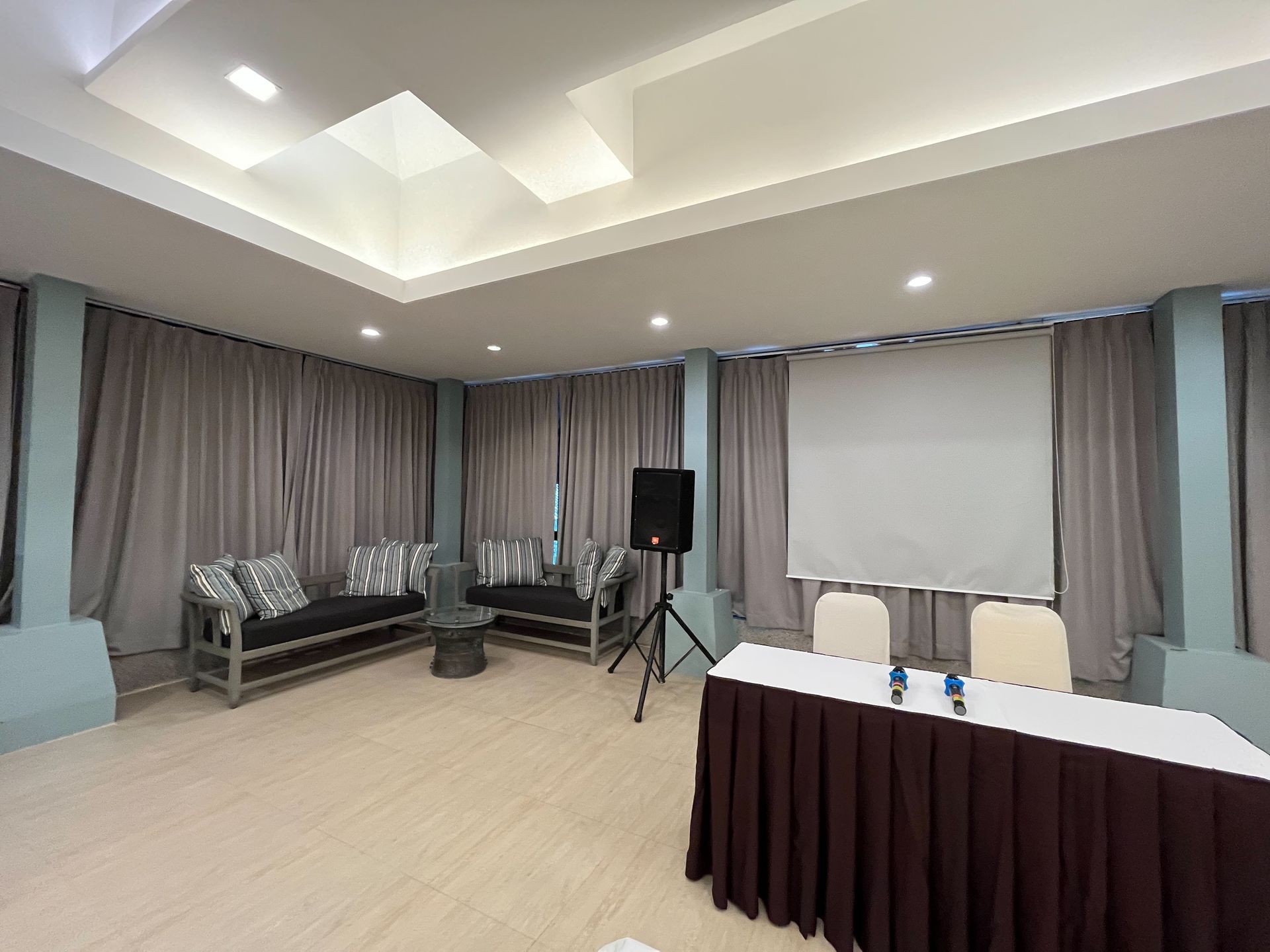 Leelawadee Meeting Room