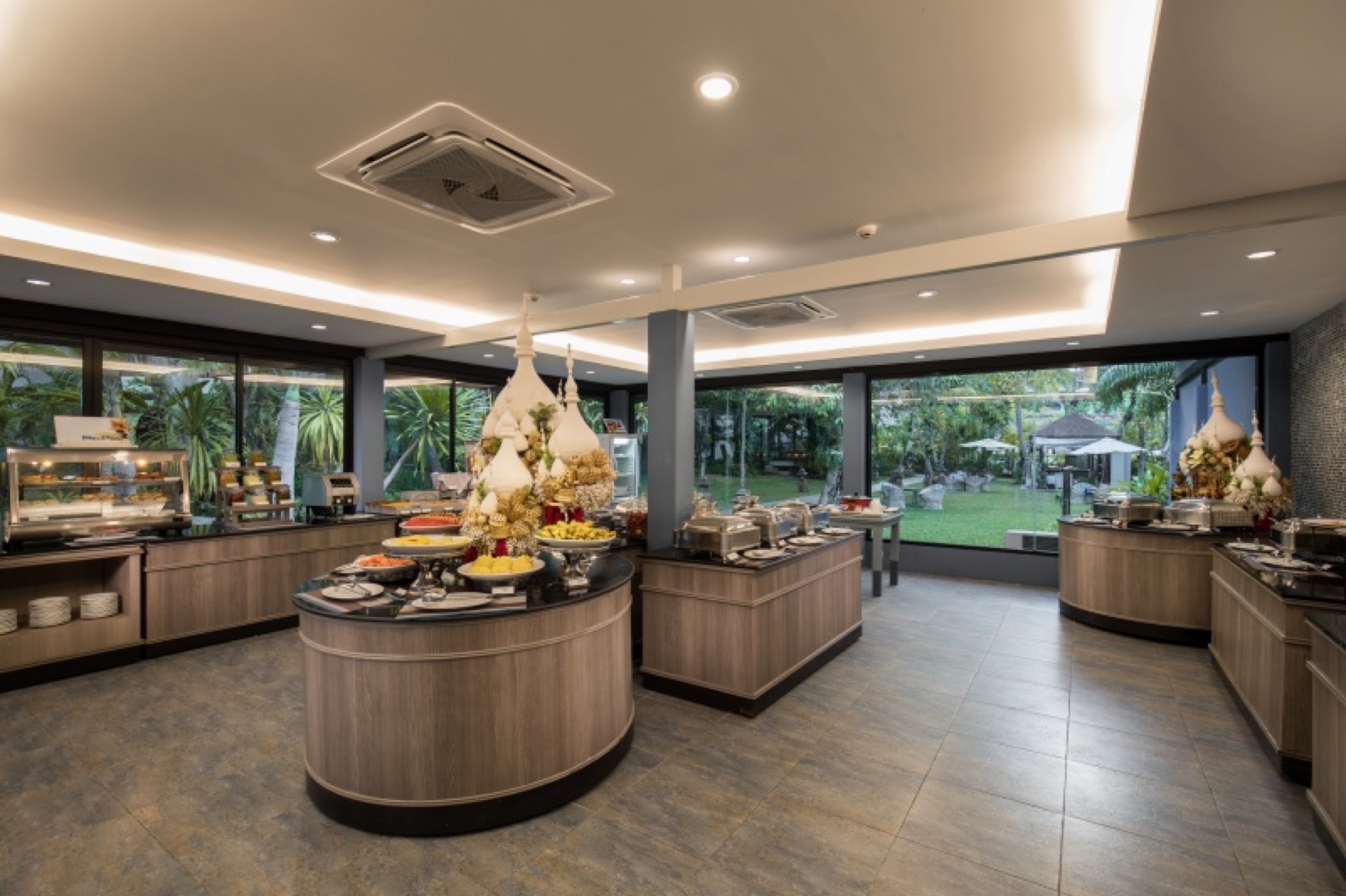 Breakfast buffet