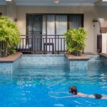 甲米拉普拉亚度假村 : 豪华泳池客房配按摩浴缸