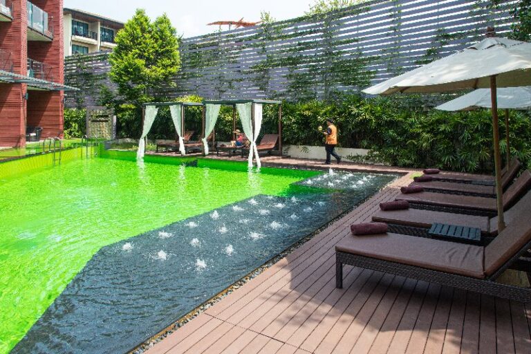 Emerald Swimming Pool